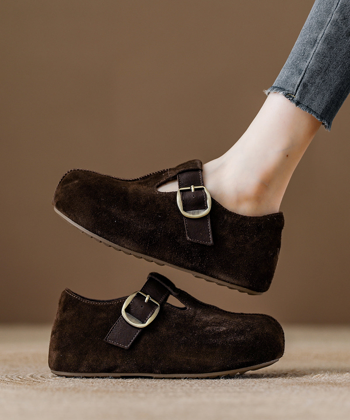 Graceful Orthopedic Shoes for Modern Look