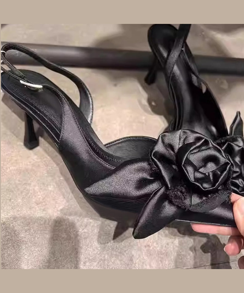 Graceful Orthopedic Sandals for Modern Look