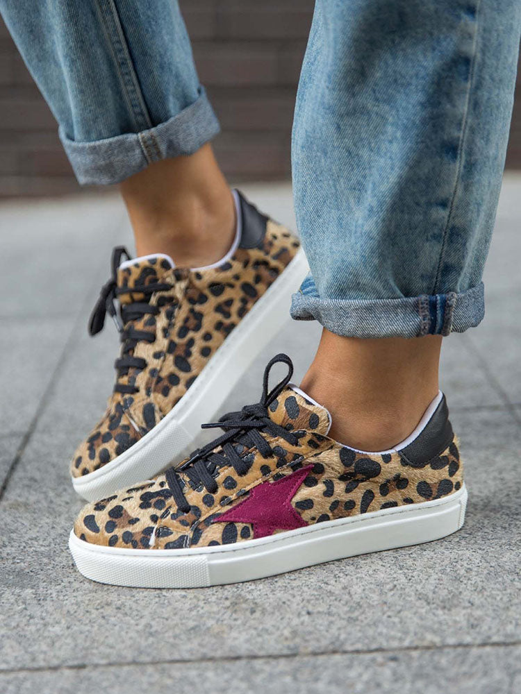 Graceful Orthopedic Shoes for Modern Look
