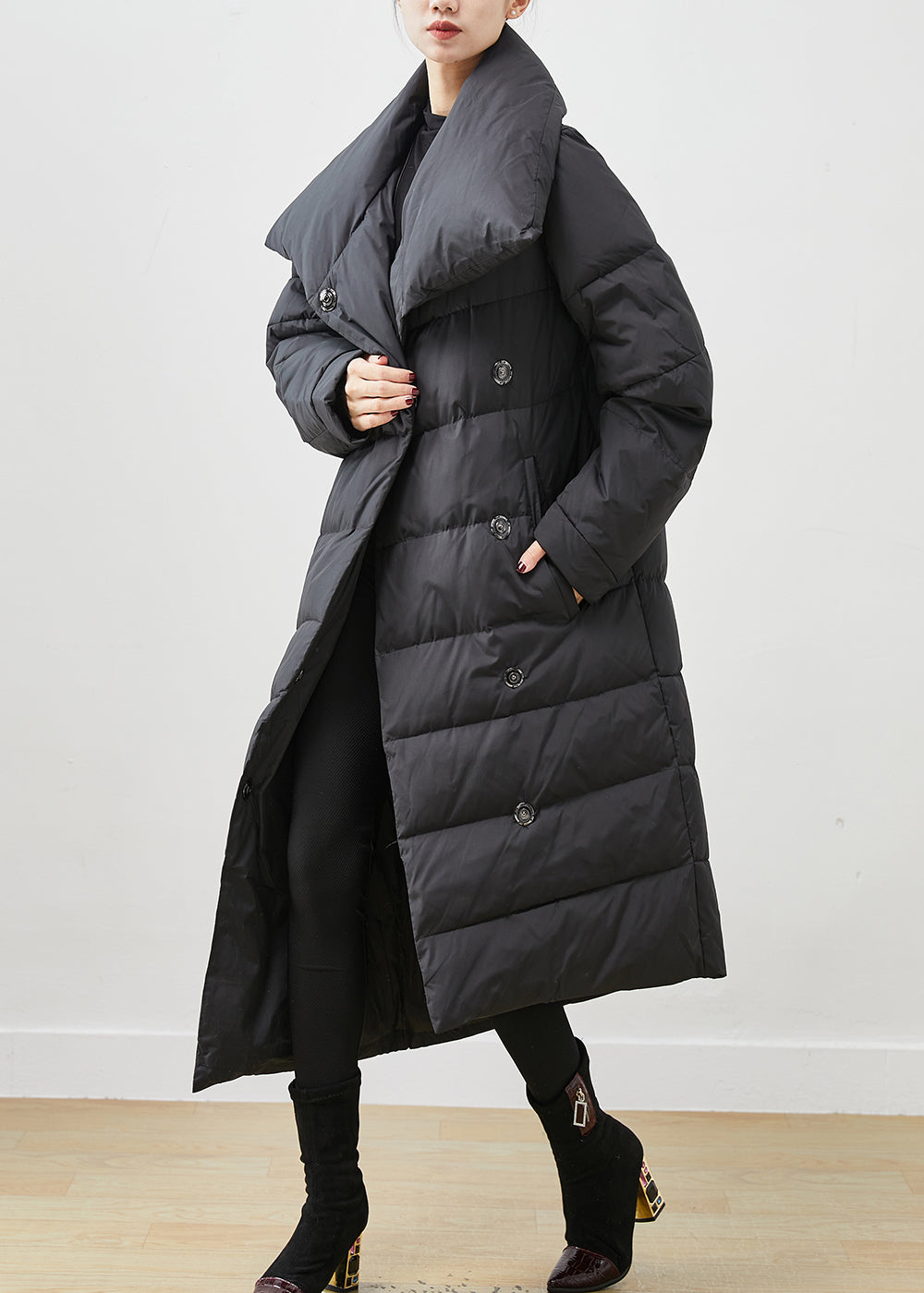 Classic Vintage & Enduringly Stylish Coat
