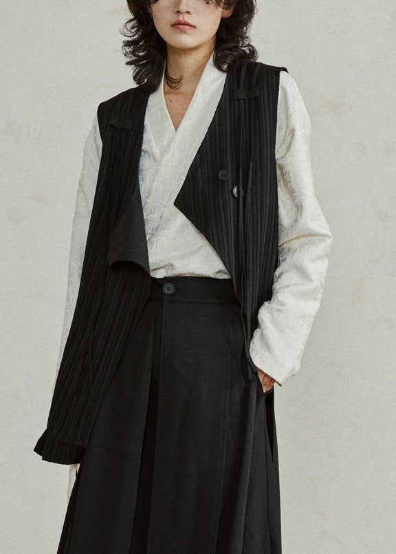 A Vintage Style Coat with Delicate Timeless Details