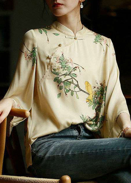 A Vintage Style Top with Delicate Timeless Details
