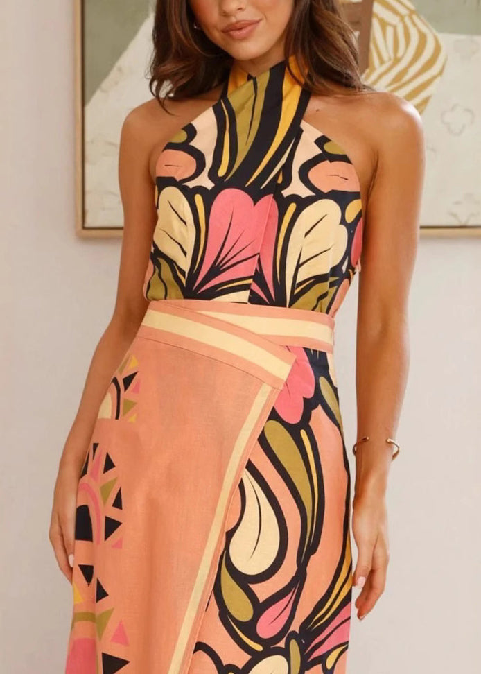 Well Tailored Top with a Graceful Silhouette