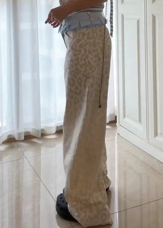 Sophisticated Pants with a Clean Classic Look