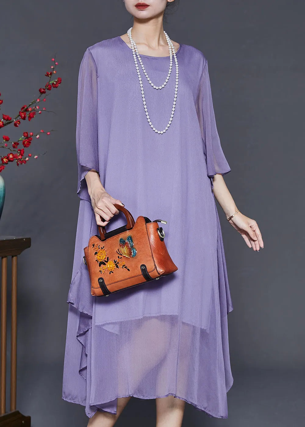 Beautifully Finished Dress in a Timeless Design