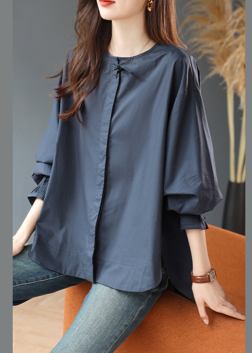 Beautifully Crafted Blouse in a Classic Style