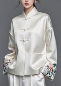 Well Tailored Coat with a Graceful Silhouette