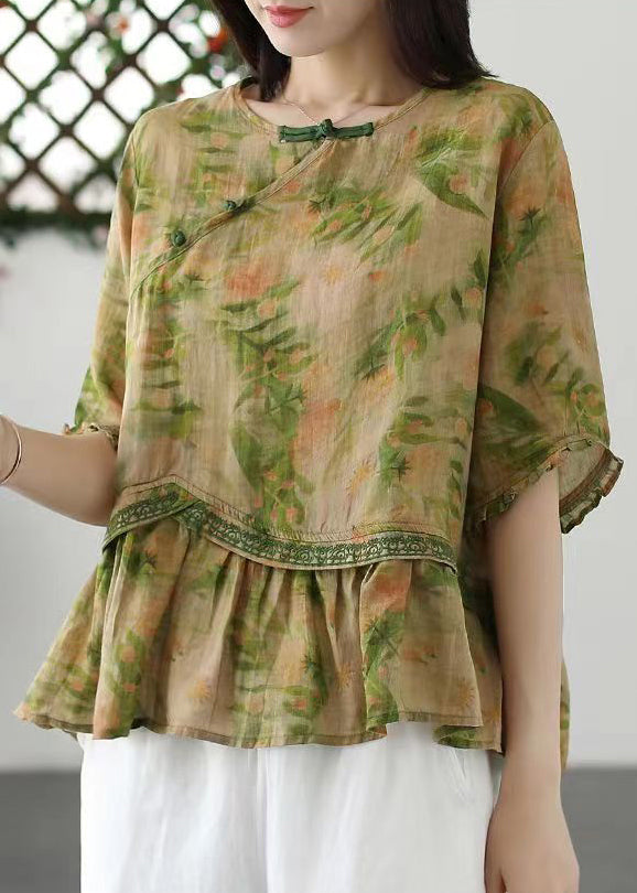 A Vintage Style Shirt with Delicate Timeless Details