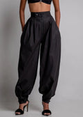Polished Pants with an Effortless Classic Look