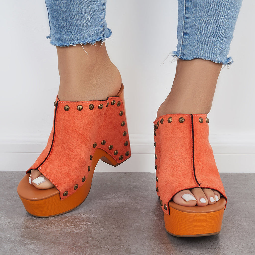 Chic Orthopedic Sandals with Unique Design