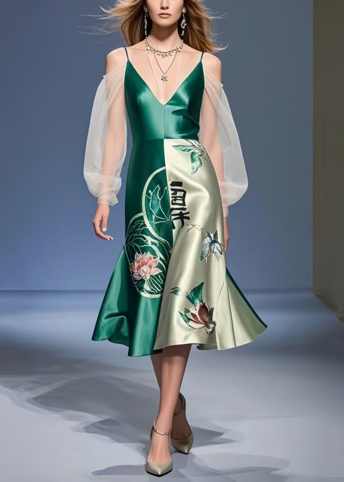 Well Tailored Dress with a Graceful Silhouette