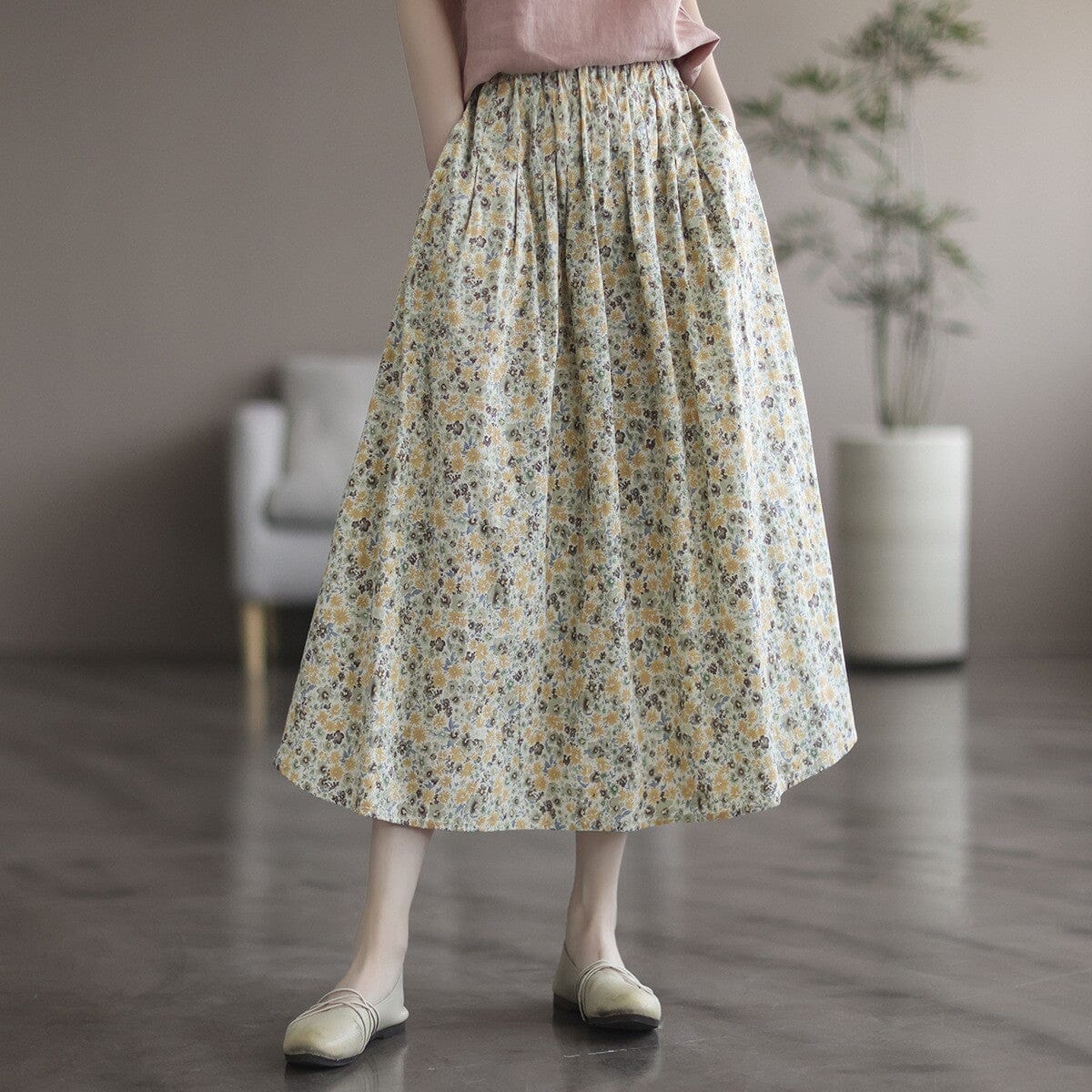 Effortlessly Elegant Garment with a Timeless Design