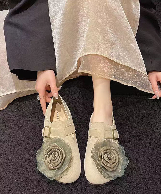 Graceful Orthopedic Shoes for Modern Look