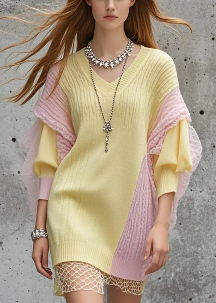 Effortlessly Elegant Sweater with a Timeless Design