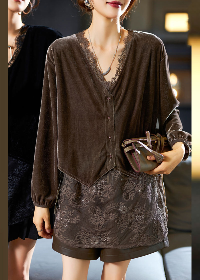 A Vintage Style Top with Delicate Timeless Details