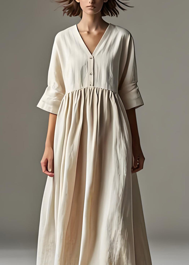 Sophisticated Dress with a Clean Classic Look