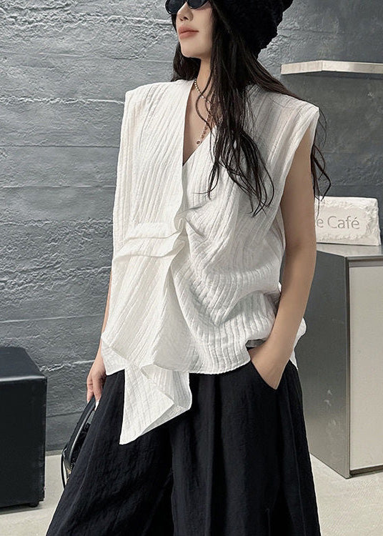 Beautifully Finished Garment in a Timeless Design