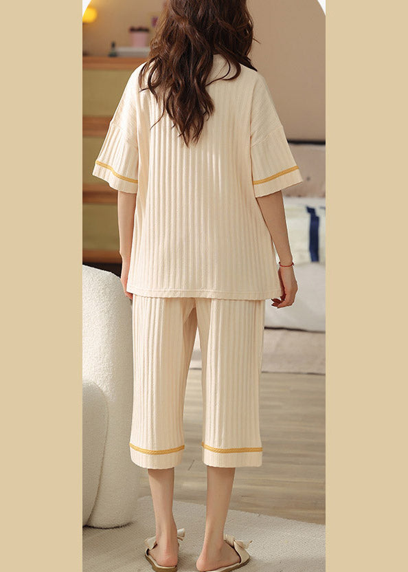 Finely Styled Garment with a Classic Vintage Look