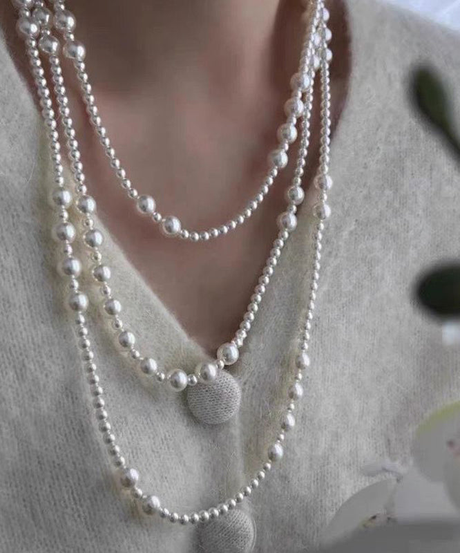 Classic Pearl Necklace with Timeless Appeal