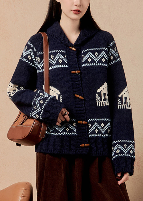 Classic Vintage Coat with a Flattering Fit