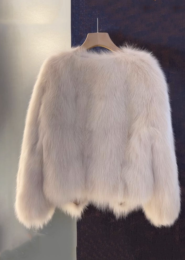 Beautifully Finished Coat in a Timeless Design