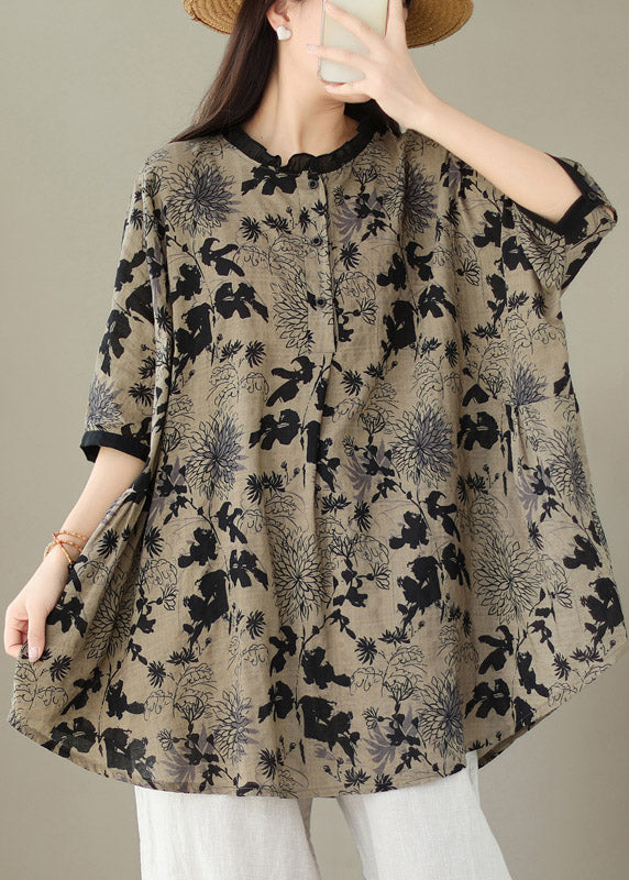 Effortlessly Elegant Top with a Timeless Design