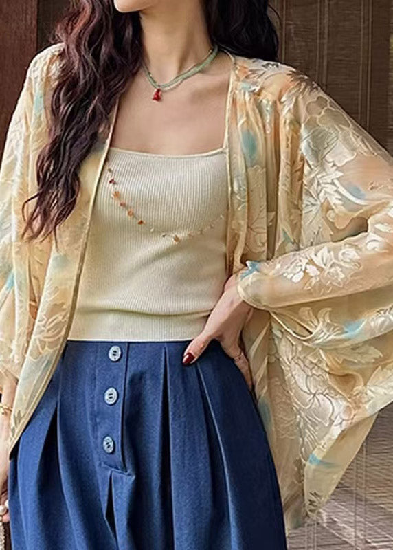 Classic Vintage & Enduringly Stylish Coat