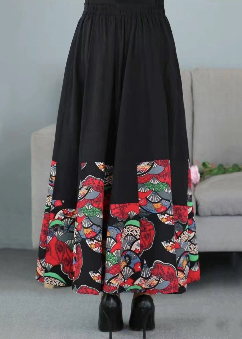 Well Tailored Garment with a Graceful Silhouette
