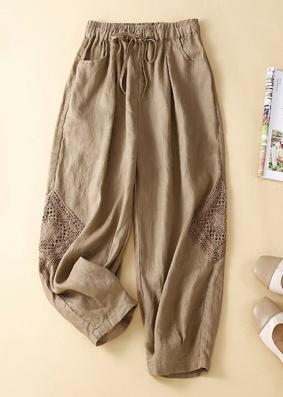 Effortlessly Elegant Pants with a Timeless Design