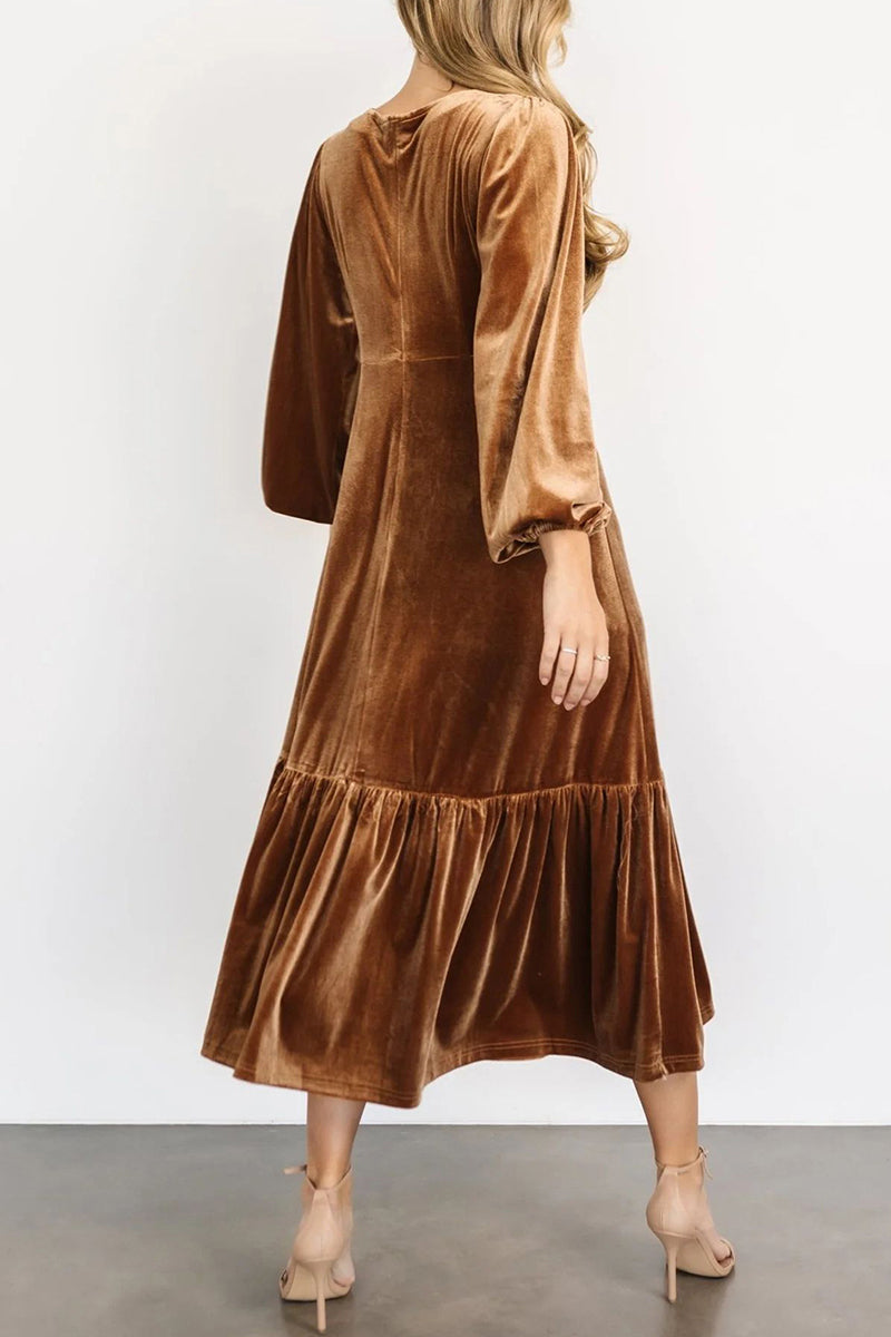 Beautifully Crafted Dress in a Classic Style