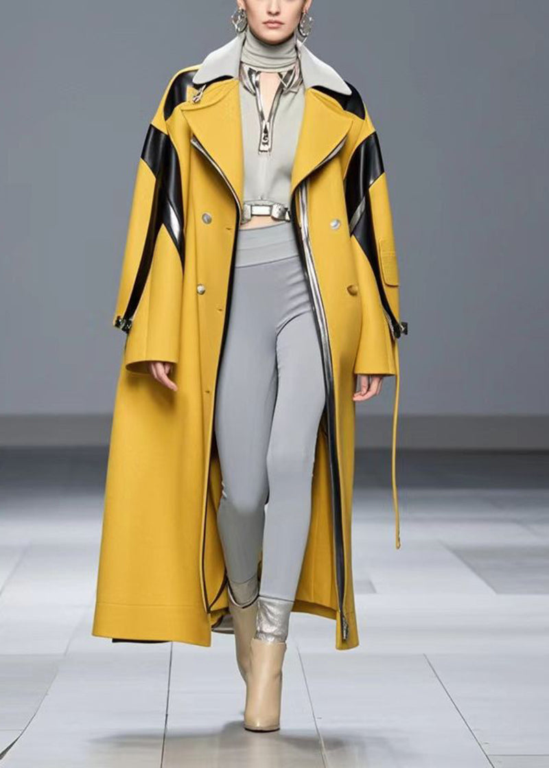 Gracefully Styled Coat for Any Occasion