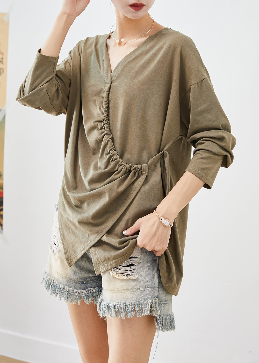Effortlessly Elegant Blouse with a Timeless Design