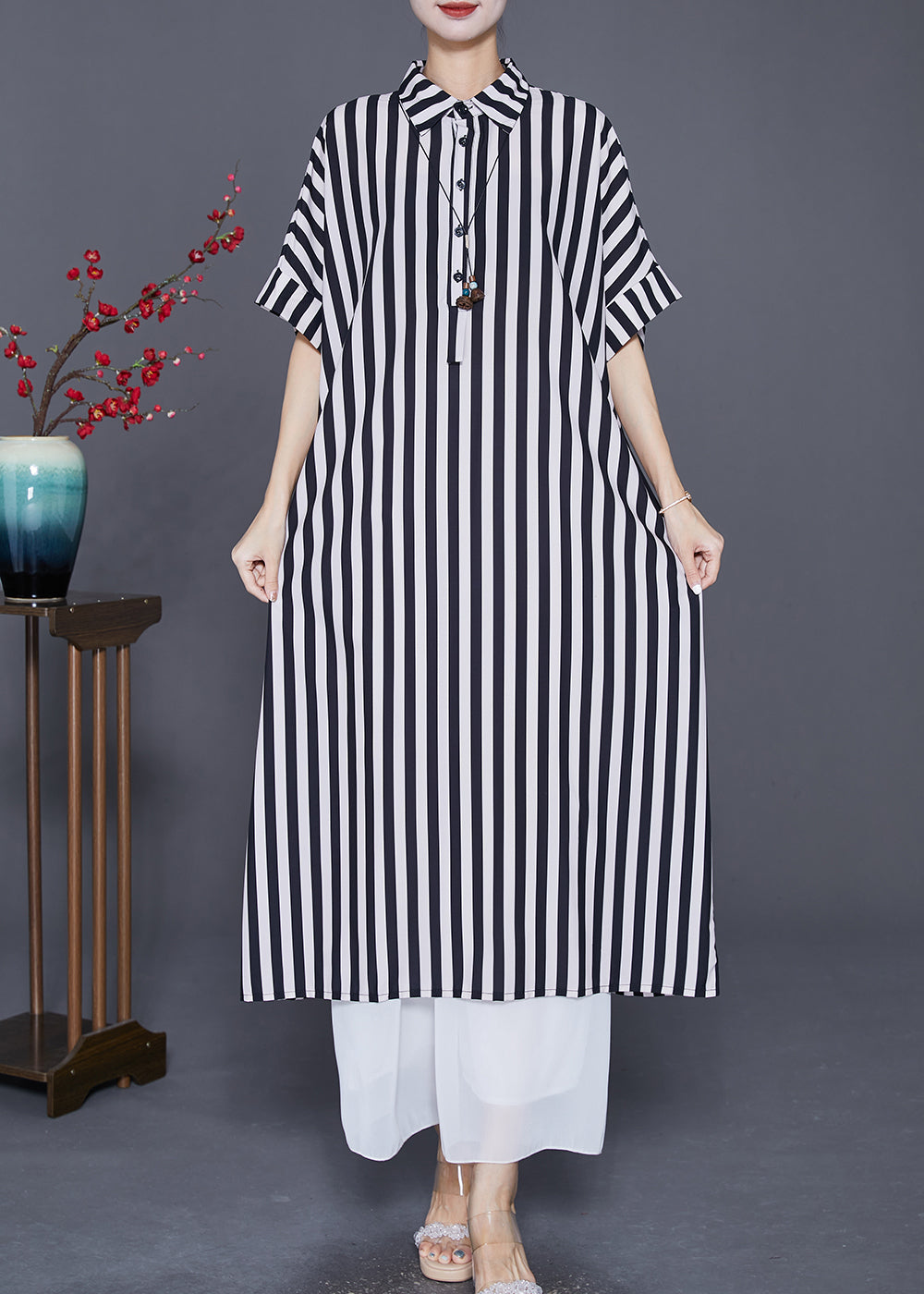 Sophisticated Dress with a Clean Classic Look