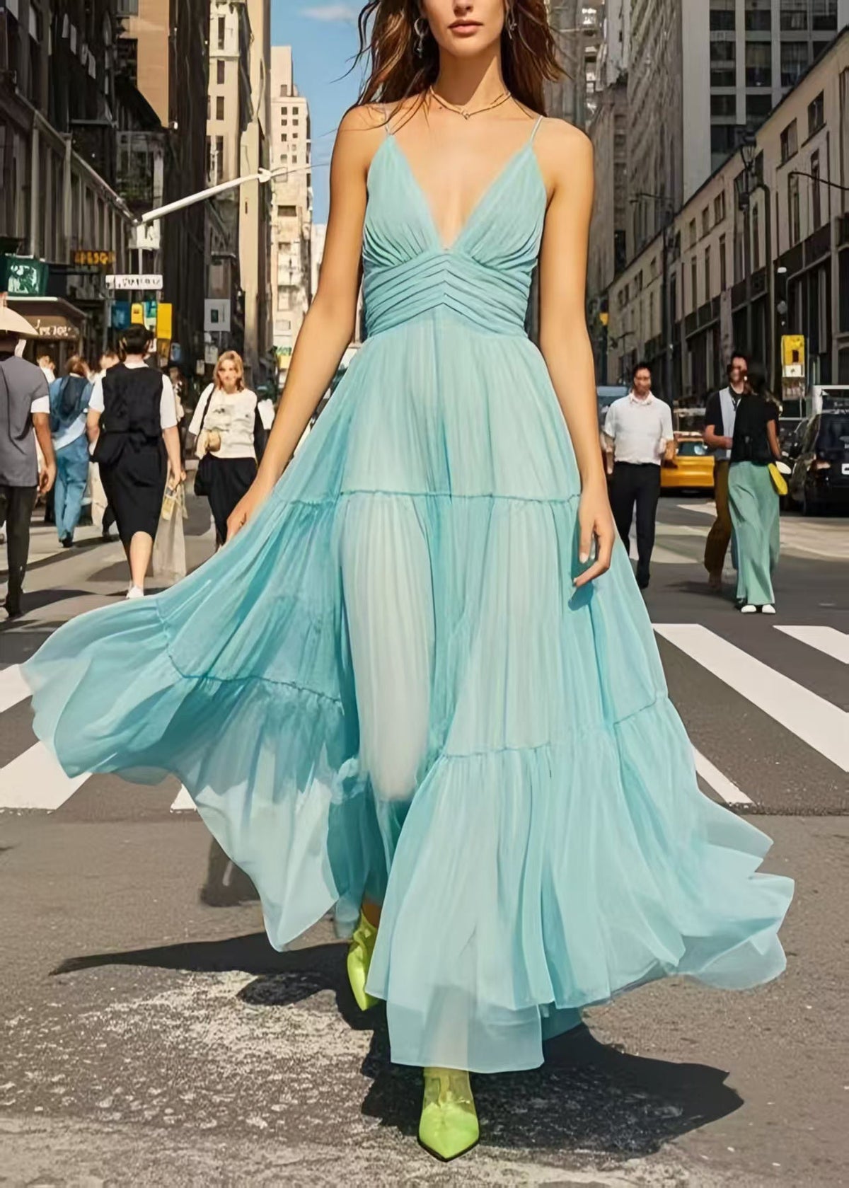 Sophisticated Dress with a Clean Classic Look