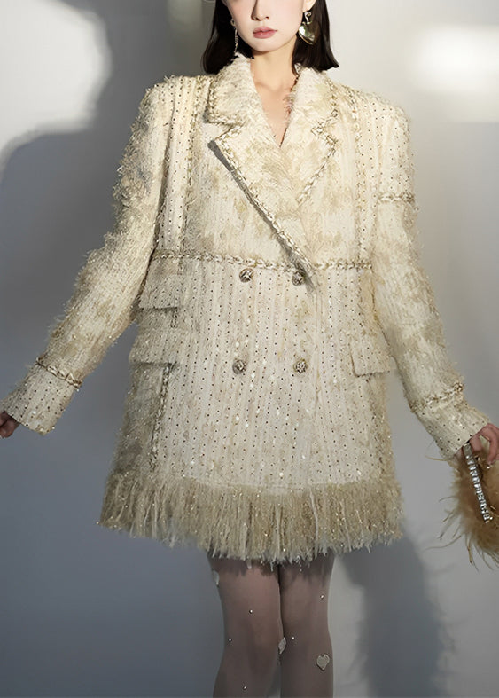 Effortlessly Elegant Coat with a Timeless Design