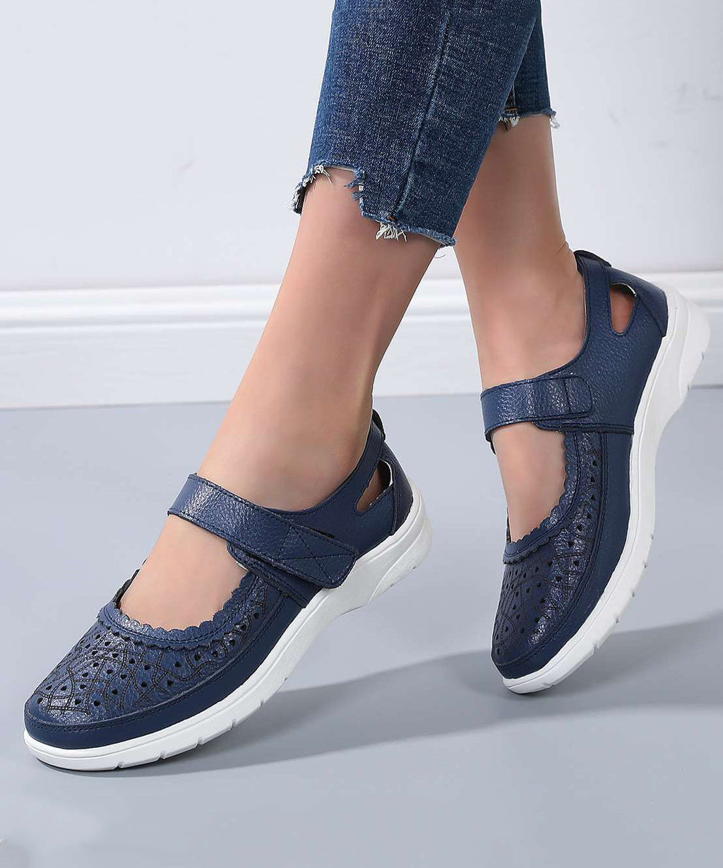 Chic Orthopedic Sandals with Unique Design