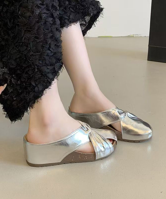 Chic Orthopedic Sandals with Unique Design