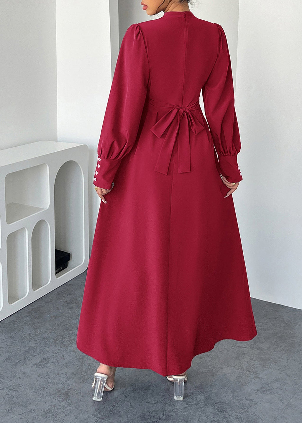 Classic Vintage Dress with a Flattering Fit