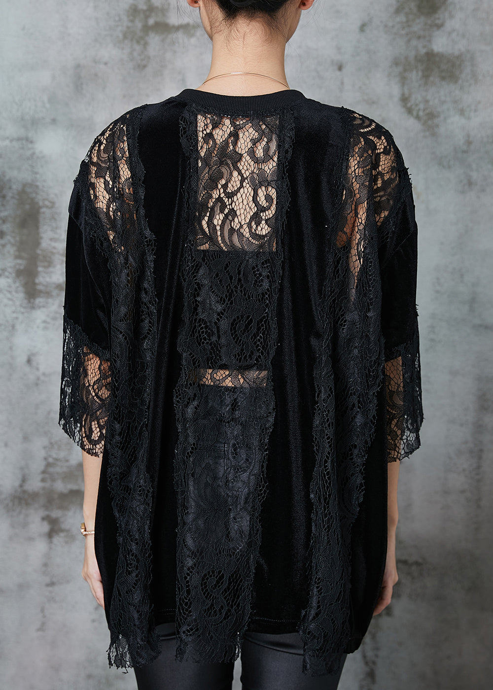 Effortlessly Elegant Shirt with a Timeless Design