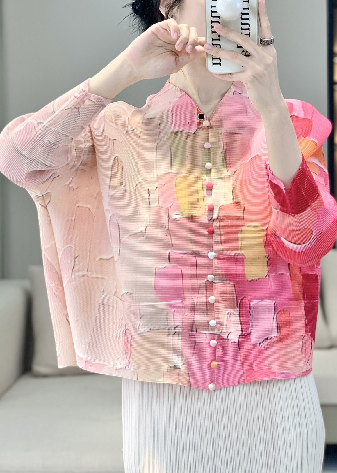 Sophisticated Blouse with a Clean Classic Look