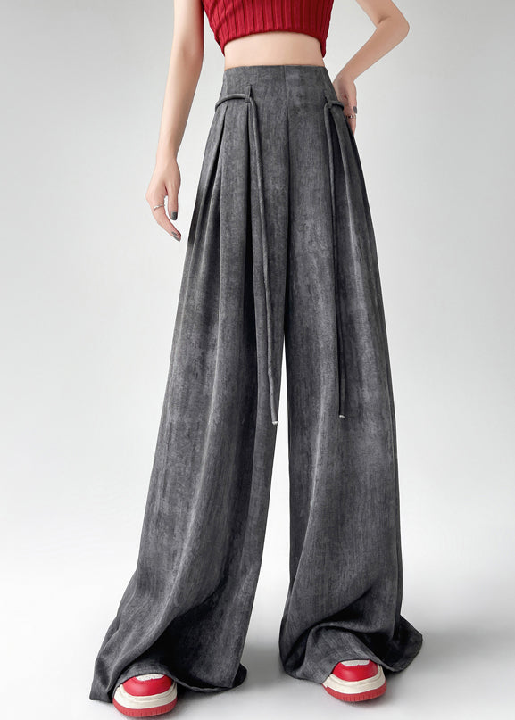 Classic Vintage Pants with a Flattering Fit