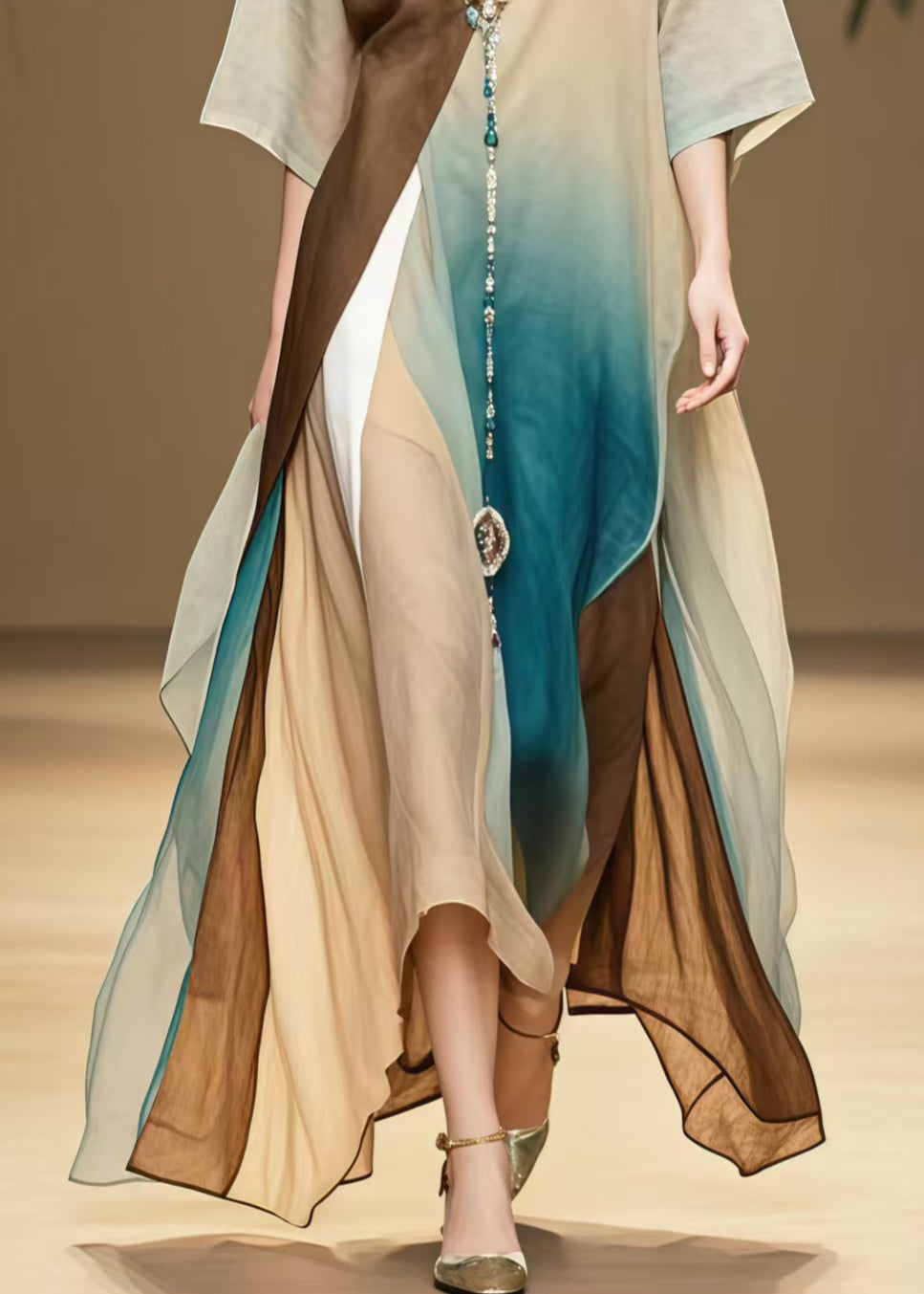 Gracefully Styled Dress for Any Occasion