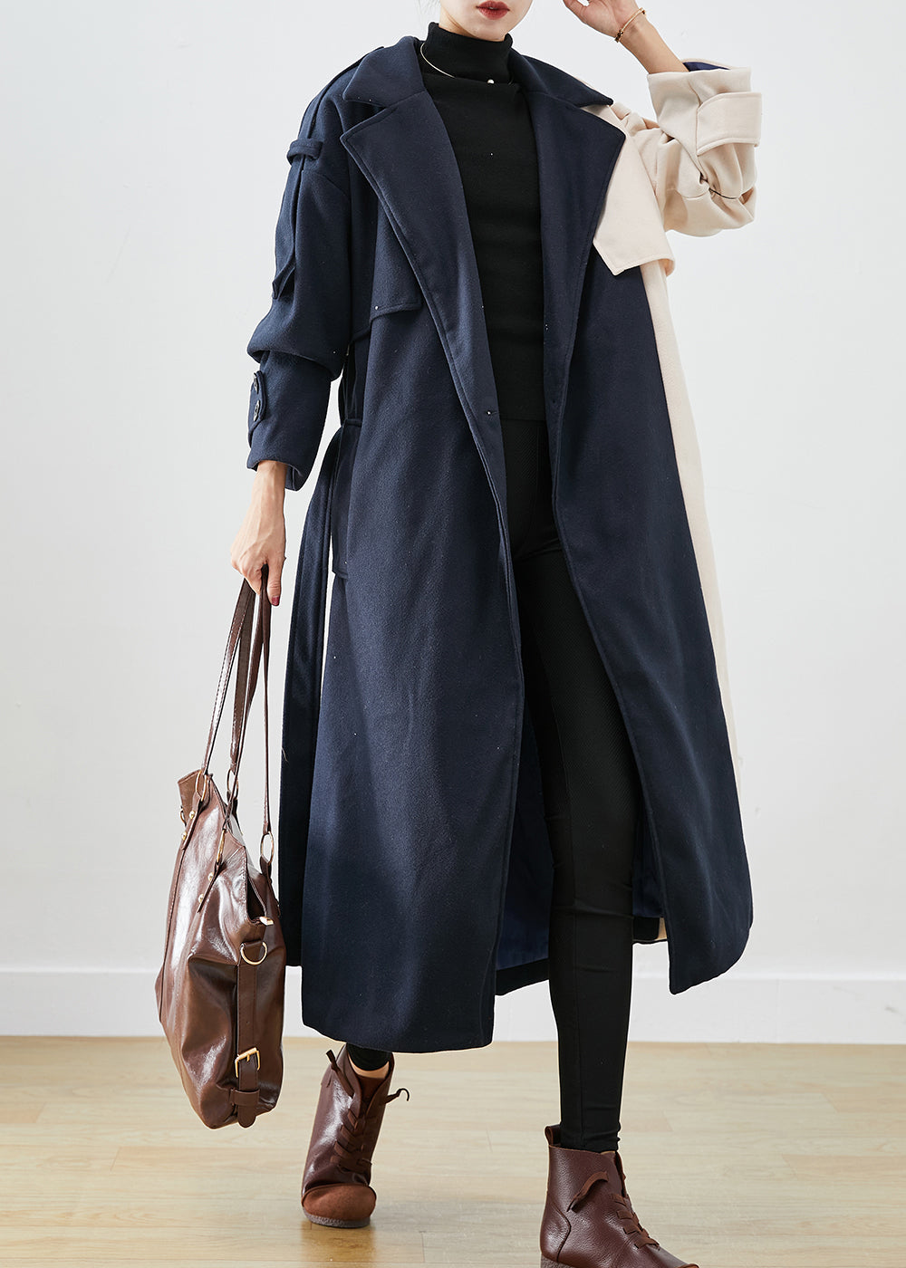 Well Tailored Coat with a Graceful Silhouette