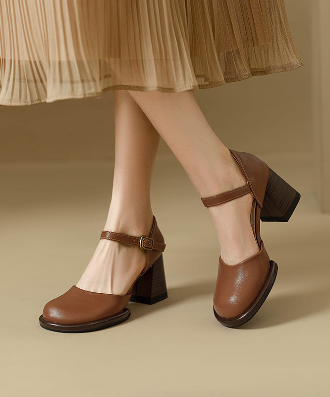 Graceful Orthopedic Sandals for Modern Look