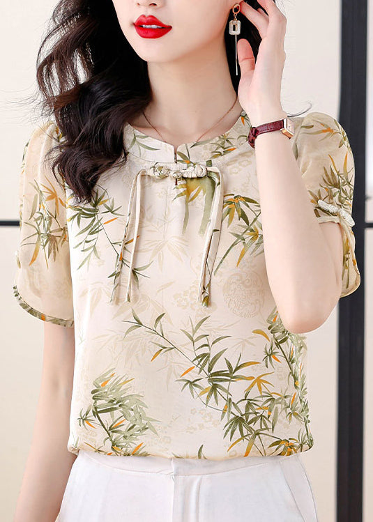 A Vintage Style Blouse with Delicate Timeless Details