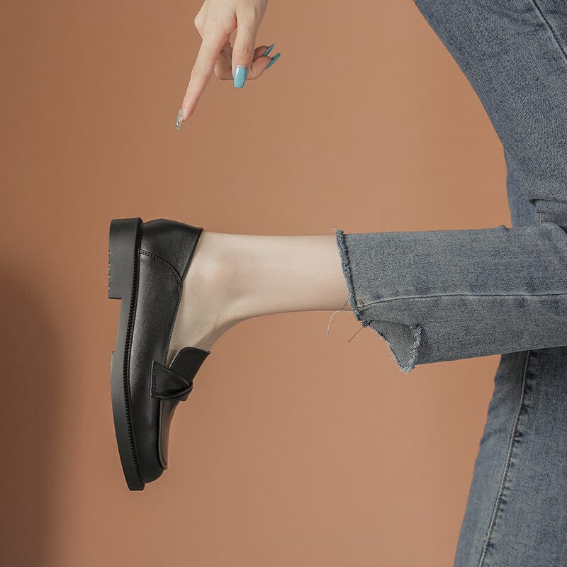 Graceful Orthopedic Loafers for Modern Look