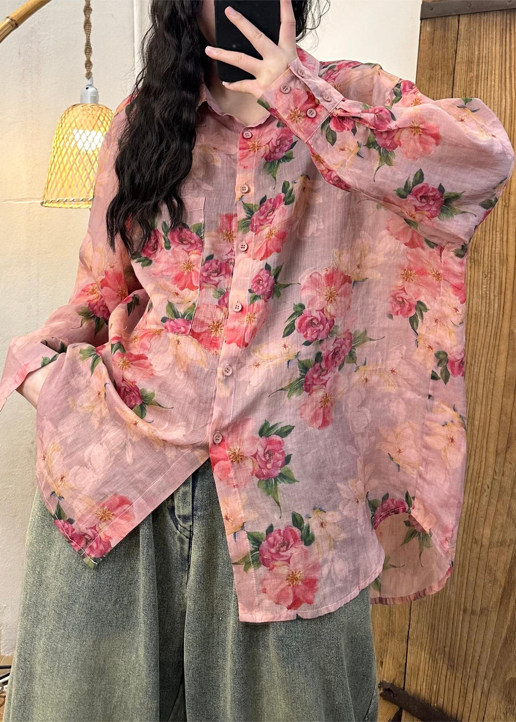 Effortlessly Elegant Shirt with a Timeless Design