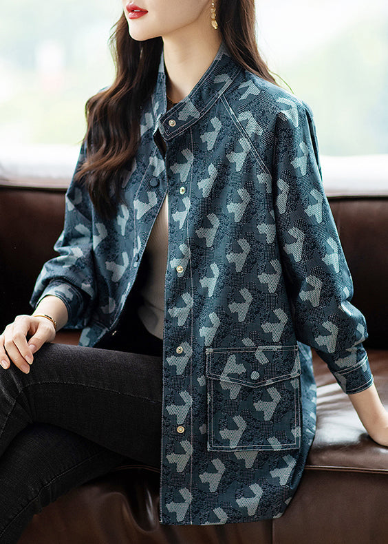 Classic Vintage Coat with a Flattering Fit