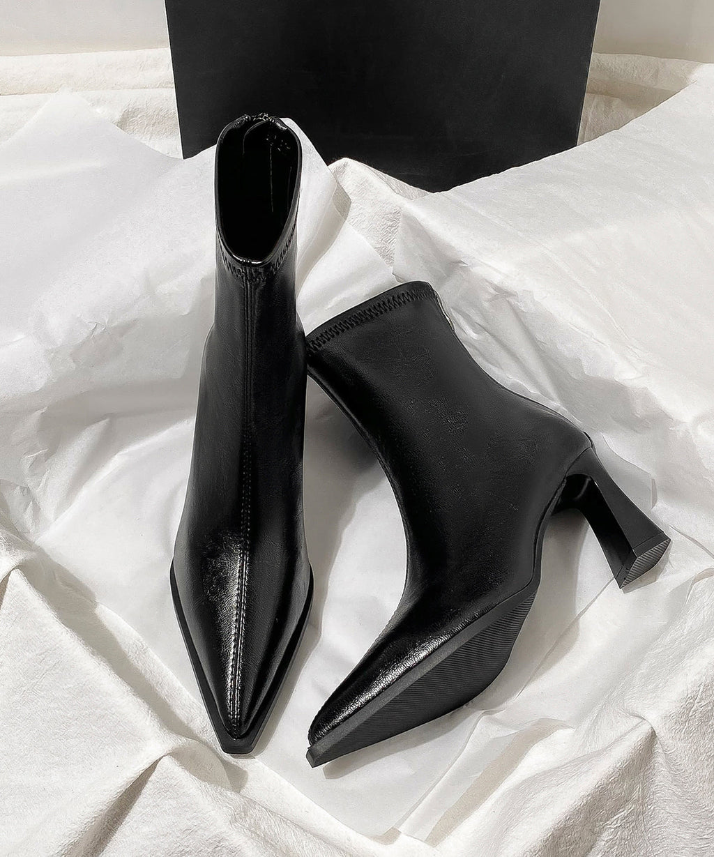 Graceful Orthopedic Boots for Modern Look