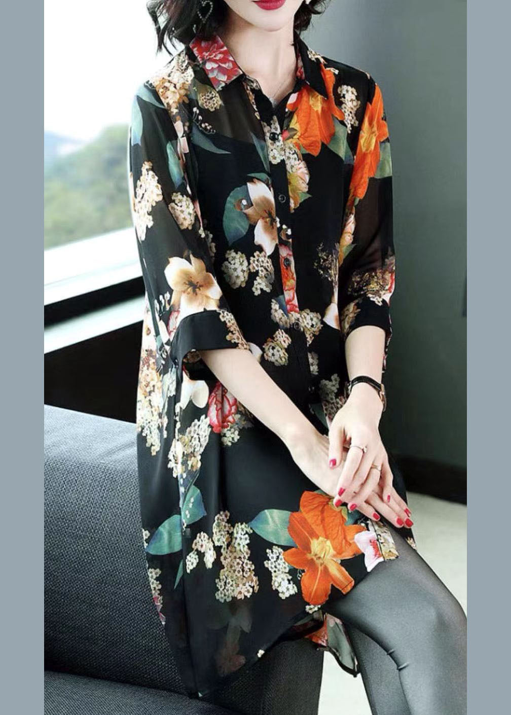 Classic Vintage Blouse with a Flattering Fit